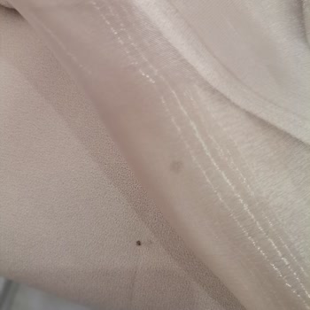 Pera Giyim Kusurlu Ürün Lekeli Ürün