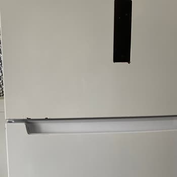 Profilo Buzdolabı Üst Kapak Değişimi.