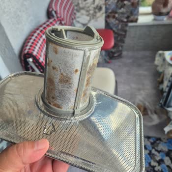 Beko Bulaşık Makinesi Paslandı