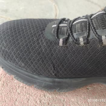 Skechers Garanti Sürecinde Katlanır Yerlerden Yırtıldı