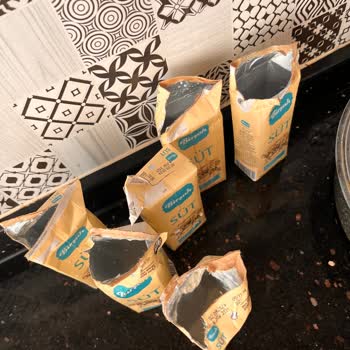 A101 De Satılan Birşah Sütlerin Bozuk Çıkması