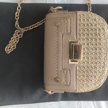 Derimod Çantamın Aksesuarında Kararma Oldu