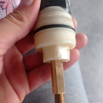 Teska Bas Bırak Vana Su Kaçağı