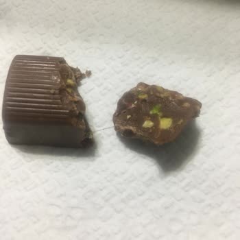 Patiswiss Çikolatalardan Kıl Çıkıyor