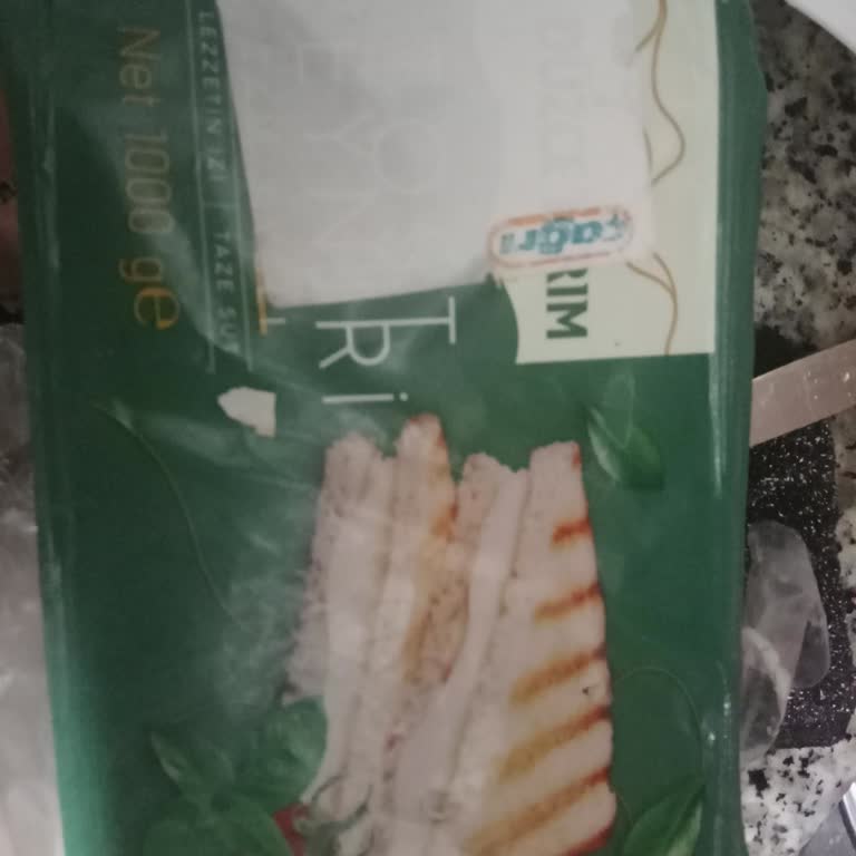 Çağrı Hipermarket Bozuk Kaşar Peyniri Satışı!
