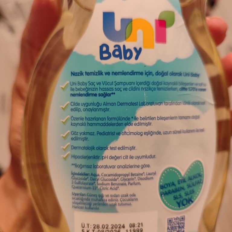 Uni Baby Bebek Şampuanı Aşırı Derecede Göz Yakıyor
