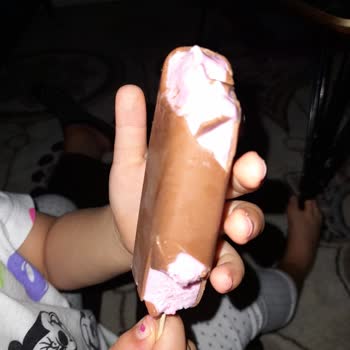 Algida Donmuş Kopmuş Bozuk Ürün