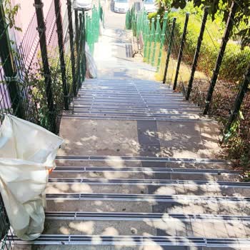 Burhaniye Belediyesi Metrobüs Merdiven Utancı