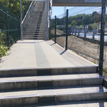 Burhaniye Belediyesi Metrobüs Merdiven Utancı