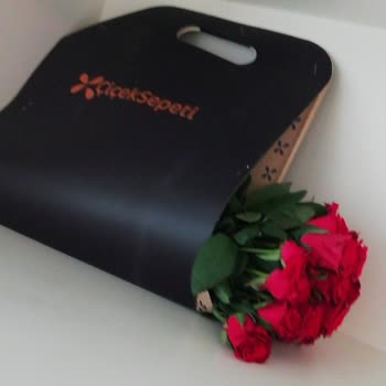 ÇiçekSepeti Görselde Görünenden Çok Farklı Ürün