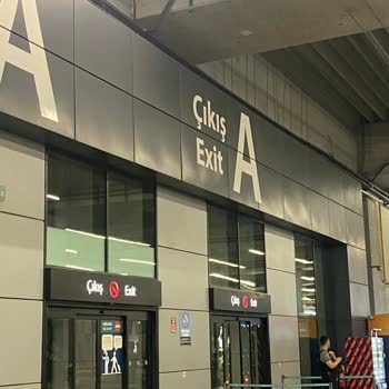 İGA İstanbul Havalimanı Güvenlik Görevlisi Şikayeti