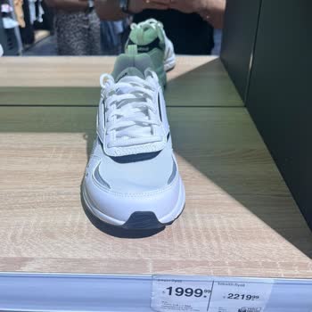 FLO Ayakkabı FLO Uşak Memnuniyetsizlik