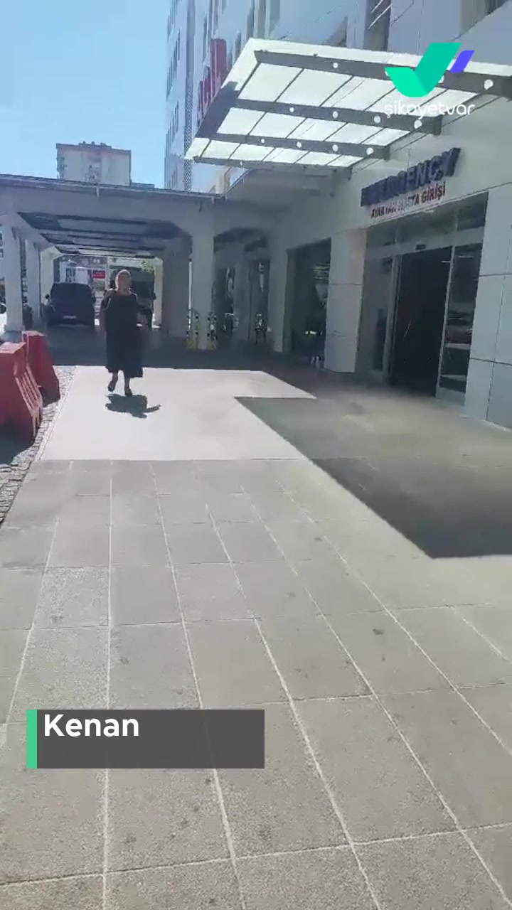 Medical Point İzmir Hastanesi Doktor Ve Çalışanlardan Şikayetçiyim! videonun kapak resmi