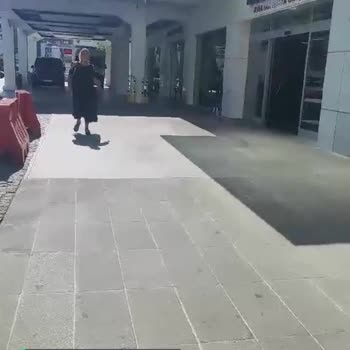 Medical Point İzmir Hastanesi Doktor Ve Çalışanlardan Şikayetçiyim!