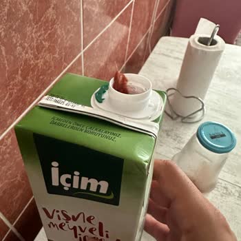 İçim Meyve Suyu İçim Marka Meyve Suyunun İçinden Ne Olduğu Belirsiz Madde Çıktı.