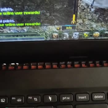 Acer V15 Laptop Fan Isısı Ekrana Vuruyor!