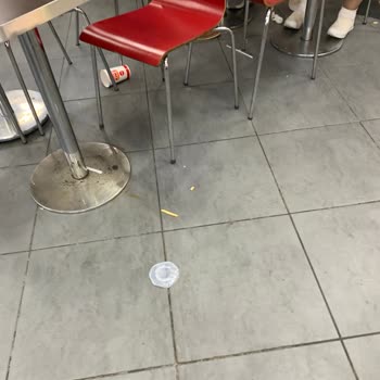 Söke Novada Burger King Çok Kirli