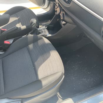 Garenta Paspası Tozlu Arabaya Detaylı Temizlik Parası Alınması