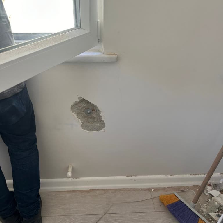 Arçelik Yetkili Servis Duvarımı Patlattı Ve Onarmadı