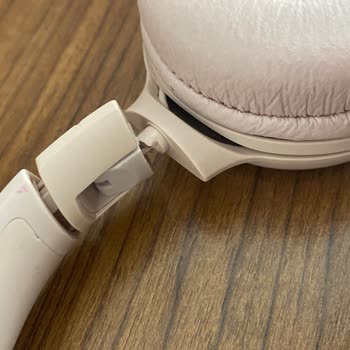 JBL Kulaklığım Zorlanmadan Ayarlarken Kırıldı