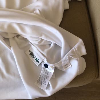 Lacoste Şikayetim Var Sattıkları Ürünün Arkasında Durmuyorlar