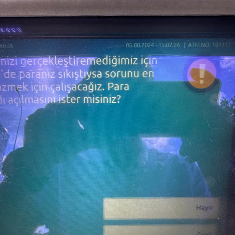 Yapı Kredi ATM Para Sıkışması, Paramın Hesabıma Geçirilmemesi