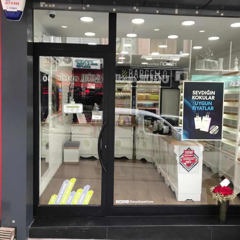 Bargello Perfume İzmit Mağazaları Keyfi Çalışıyorlar