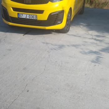 Side Taksi Durağı (Manavgat) Tl Yi Beğenmeyen Taksici 07 J 0363