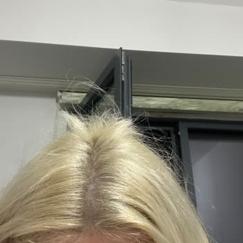 The Best Hair Lounge Saç Boyama Hizmetinde Büyük Hayal Kırıklığı