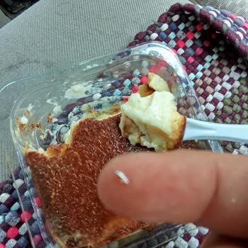 BİM Marketten Alınan Tatlıdan Metal Parça Çıktı