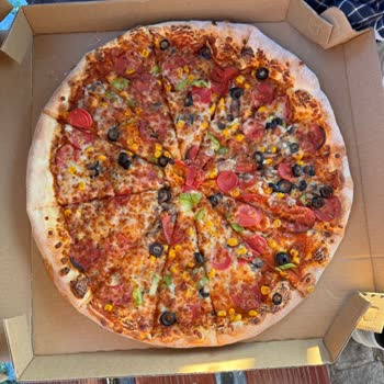 Domino's Pizza Bol Malzemesiz Pizza