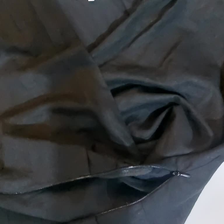 Zara Fermuarların Bozuk Çıkması