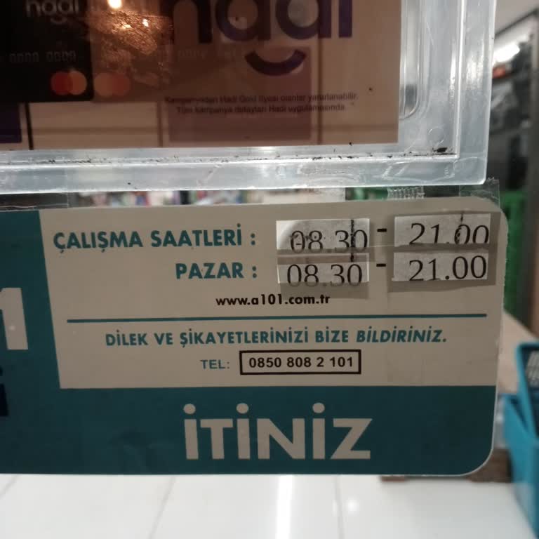 A101 Mağaza Kapanış Saatine Uymayan Görevliler