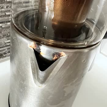 Tefal İlgisiz Ve İş Bilmez