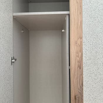 Kelebek Mobilya Norel Yatak Odası Takımı Kırık Kapak Ve Eksik Ürün