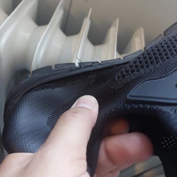 Yalınayak Ayakkabı Kalitesi Ve Müşteri Hizmetleri Konusunda Hayal Kırıklığı