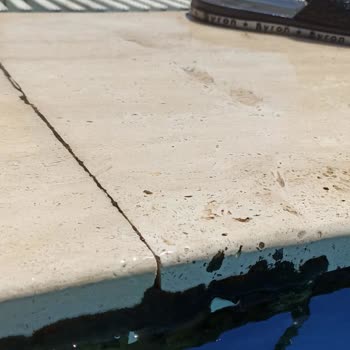 Aqua Atlantis Kirli Ve Yosunlu Havuzlar, Kupkuru Kaydıraklar Ve Paslı Demirler