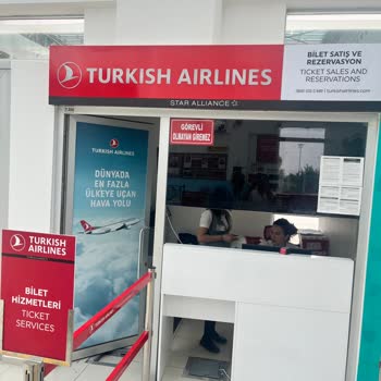 THY Iğdır Havalimanı'nda Yaşanan Bilet Sorunu Ve Çalışan İlgisizliği