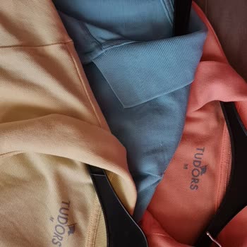 Tudors Polo Yaka T-Shirtlerde Çekme Sorunu