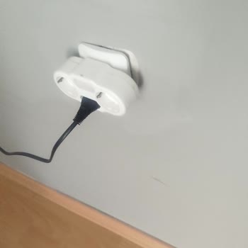 Polisan İç Cephe Boya Duvardan Çıkıyor