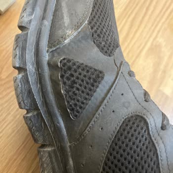 Garanti Süresi Dolmadan Yırtılan Skechers Ayakkabı