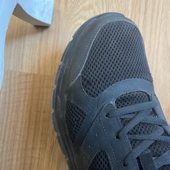 Garanti Süresi Dolmadan Yırtılan Skechers Ayakkabı