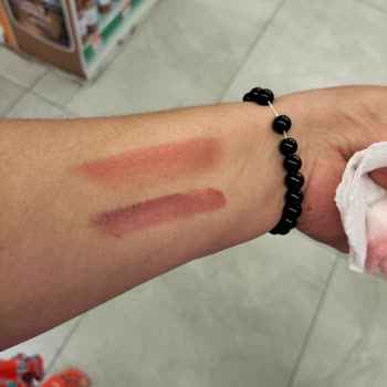 Pastel Kozmetik Ruj Ton Farklılığı Mağduriyeti