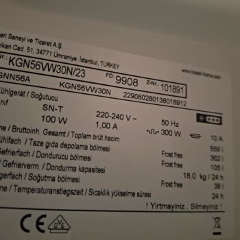 KGN56VW30N/23 Bosch Buzdolabı LED Sorunu