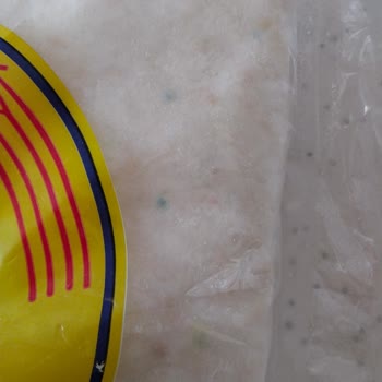 Akyel Gıda'dan Alınan Yufka Küflenmişti