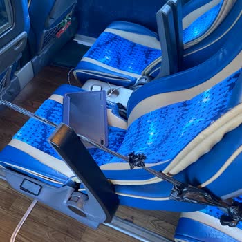 Nilüfer Turizm Kırık Koltuğa Poşet Bağladılar
