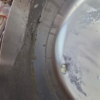 Karaca Züccaciye Karaca Çelik Tenceresinde Siyah Tabaka Oluştu!