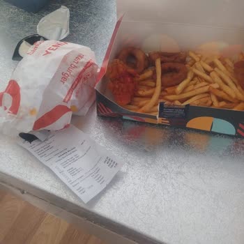 Yemeksepeti Yanlış Sipariş Ve Uzun Bekleme Süresi