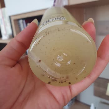 Gratis Bozuk Oje Ve Küflenmiş Sıvı Saç Kremi Gönderimi