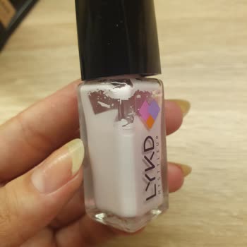 Gratis Bozuk Oje Ve Küflenmiş Sıvı Saç Kremi Gönderimi